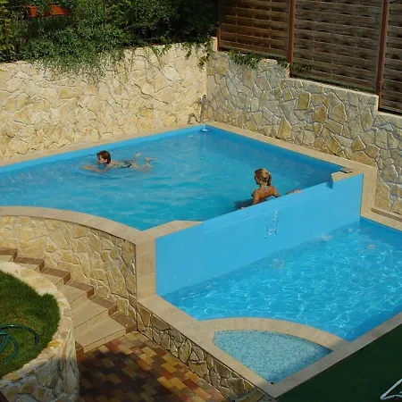 Garda Apartman2