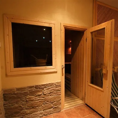 Garda Apartman2 *
