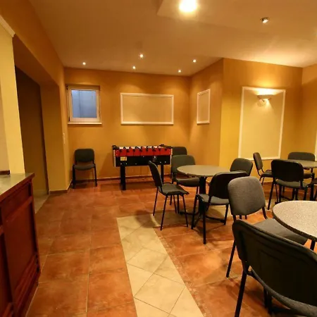 Garda Apartman2 *